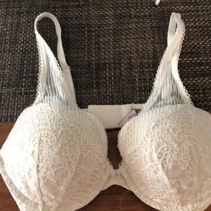 Victoria’s Secret Dream Angels push-up 36C lace